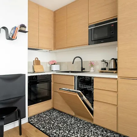 Komfortowy W Poznaniu Parking & Klimatyzacja By Renters