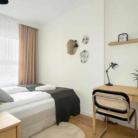 Διαμέρισμα Komfortowy W Poznaniu Parking & Klimatyzacja By Renters Πόζναν