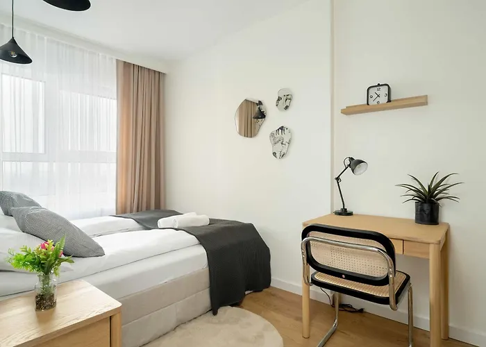 شقة Komfortowy W Poznaniu Parking & Klimatyzacja By Renters بوزنان