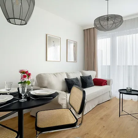 公寓 Komfortowy W Poznaniu Parking & Klimatyzacja By Renters *