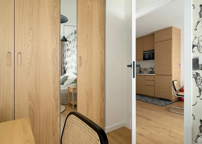 Komfortowy W Poznaniu Parking & Klimatyzacja By Renters Daire *